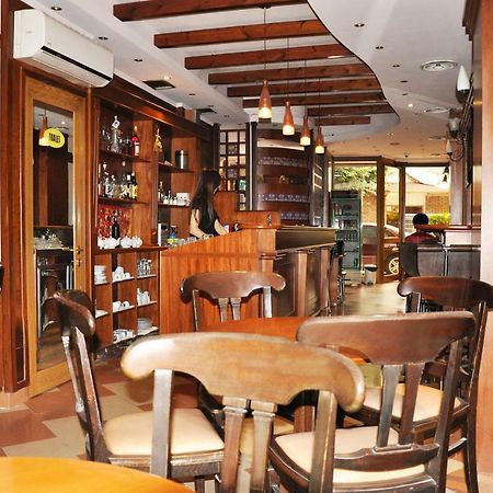 Lugano Hotel Tirana Kültér fotó